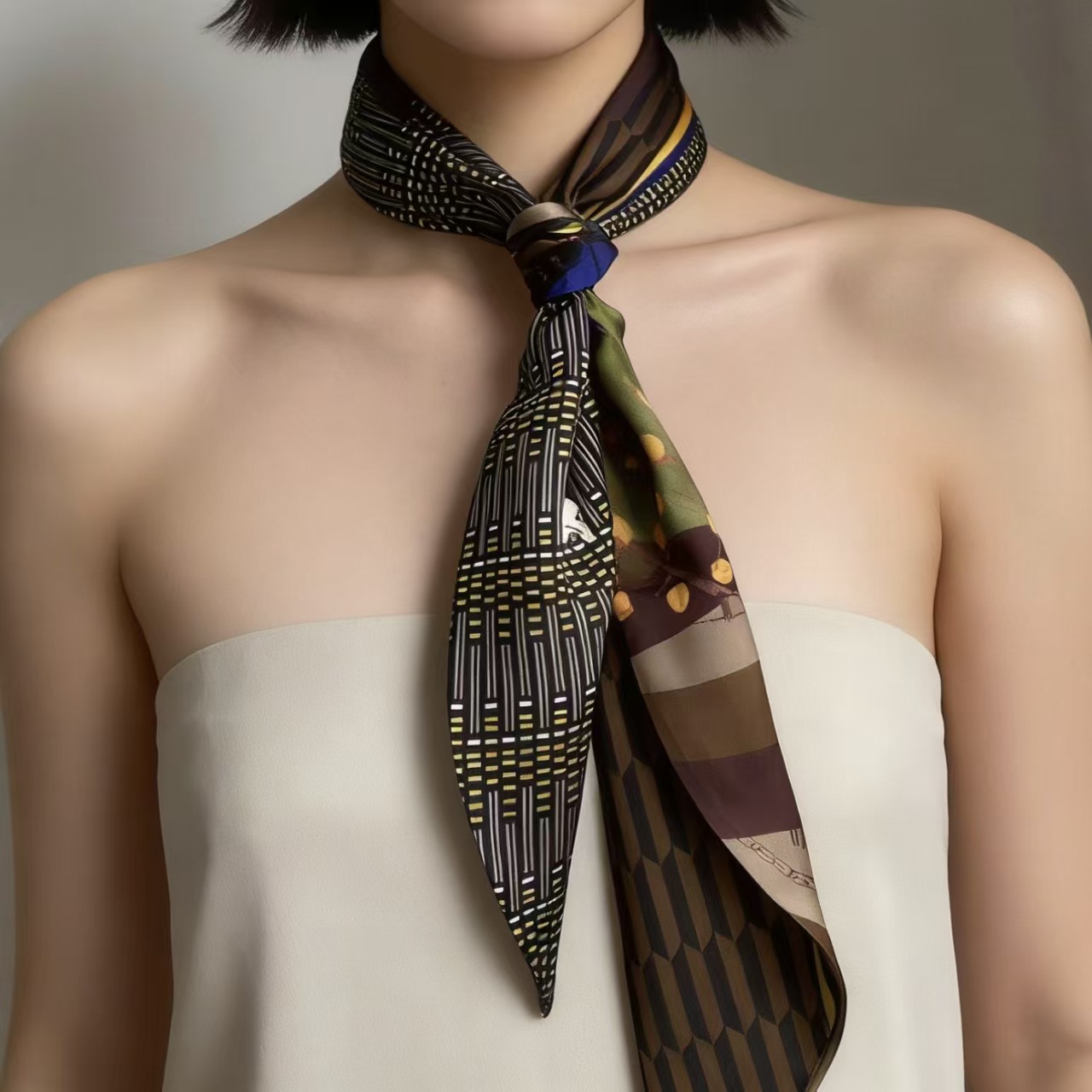 Luxe Print Lang Haarlint Bevel - Silk Neck Scarf recensie en prijs
