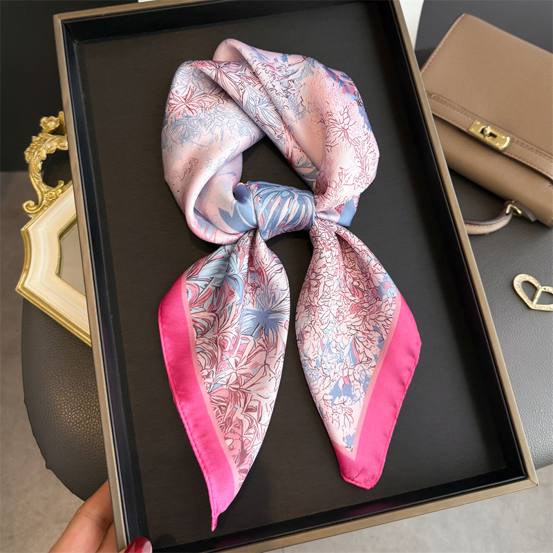 Luxe Design Print Sjaal Voor V - Silk Neck Scarf recensie en prijs