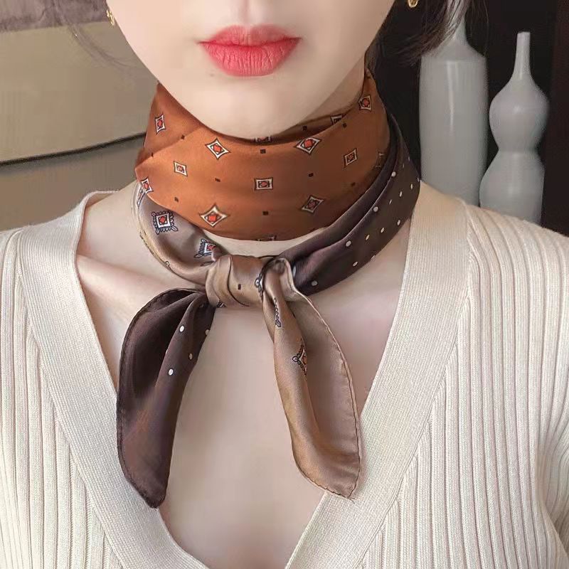 Nieuwe Mode Zebra Gedrukt Vier - Ascot Neck Scarf recensie en prijs