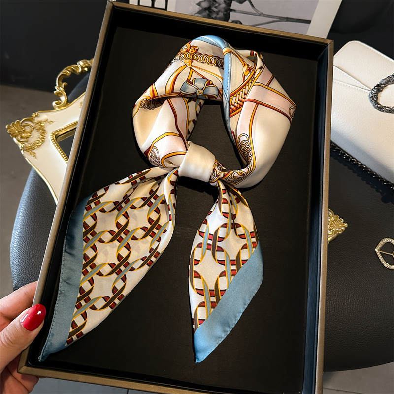 Luxe vrouwelijke vierkante sja - Silk Neck Scarf recensie en prijs